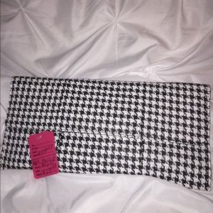 Black and White Houndstooth Clutch